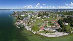 Ansicht vom Haus Insel Reichenau von oben mit Bodensee